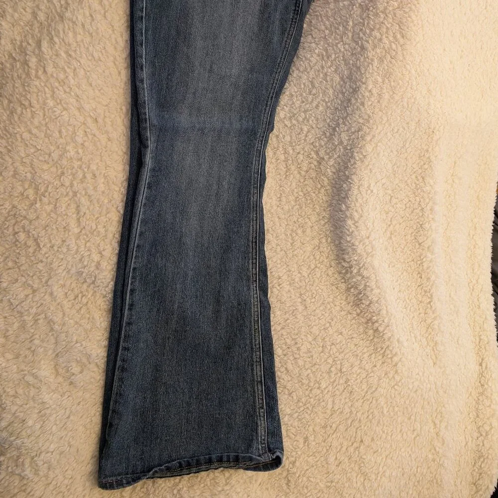 Maurices Boot Cut Size 16W Tall Jeans - Picture 7 of 7